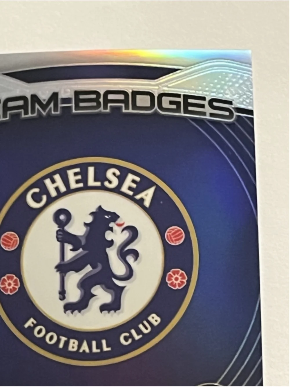 Chelsea FC 2025 Panini Club World Cup Prizm #6 Team Badge Silver - Picture 4 of 6